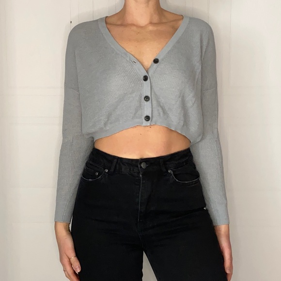 Sweater crop - Picture 1 of 2